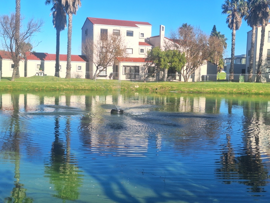2 Bedroom Property for Sale in Greenways Golf Estate Western Cape